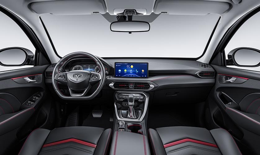 kaiyi E5 Black Red Interior