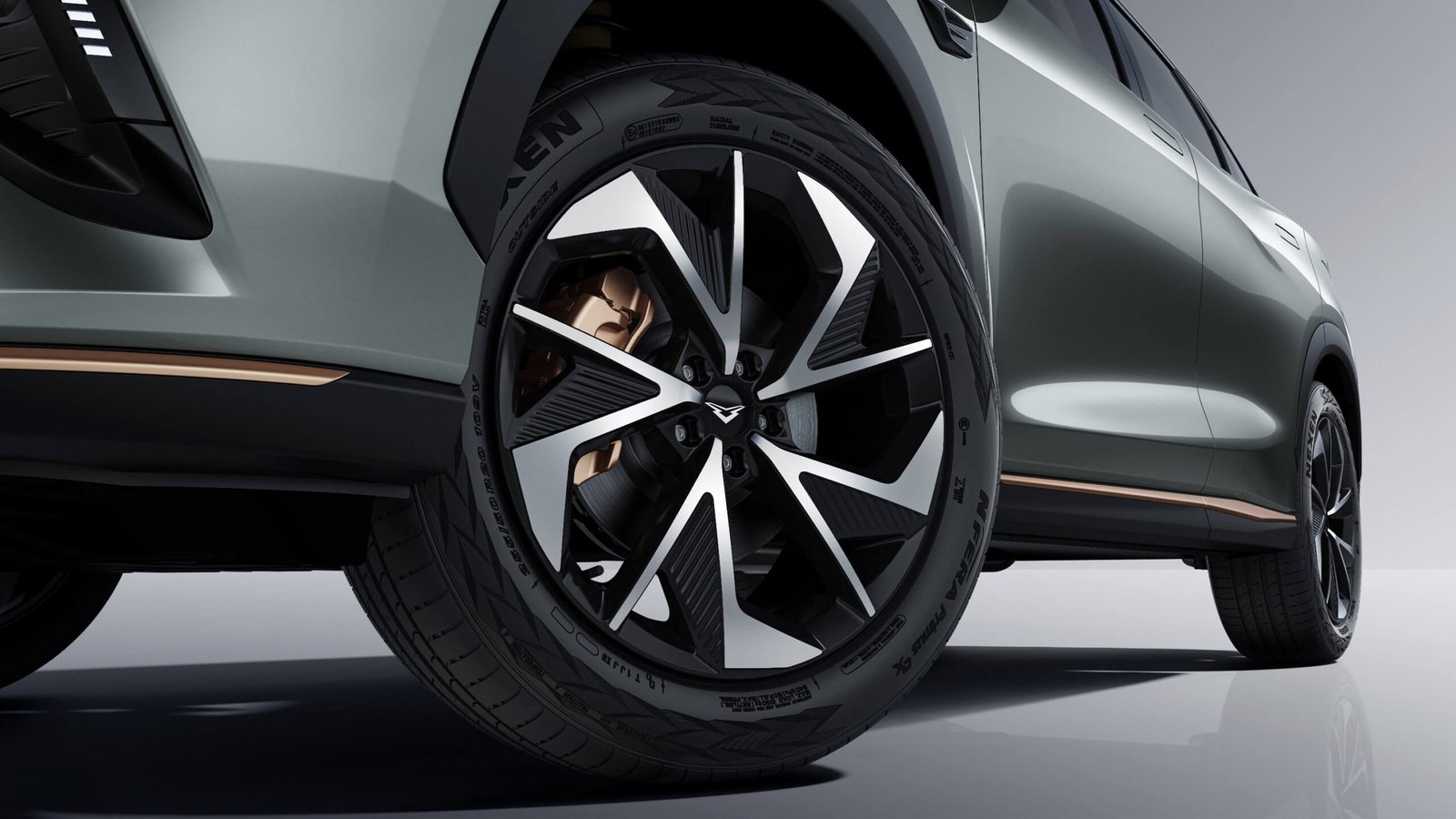 kaiyi X7 Tires