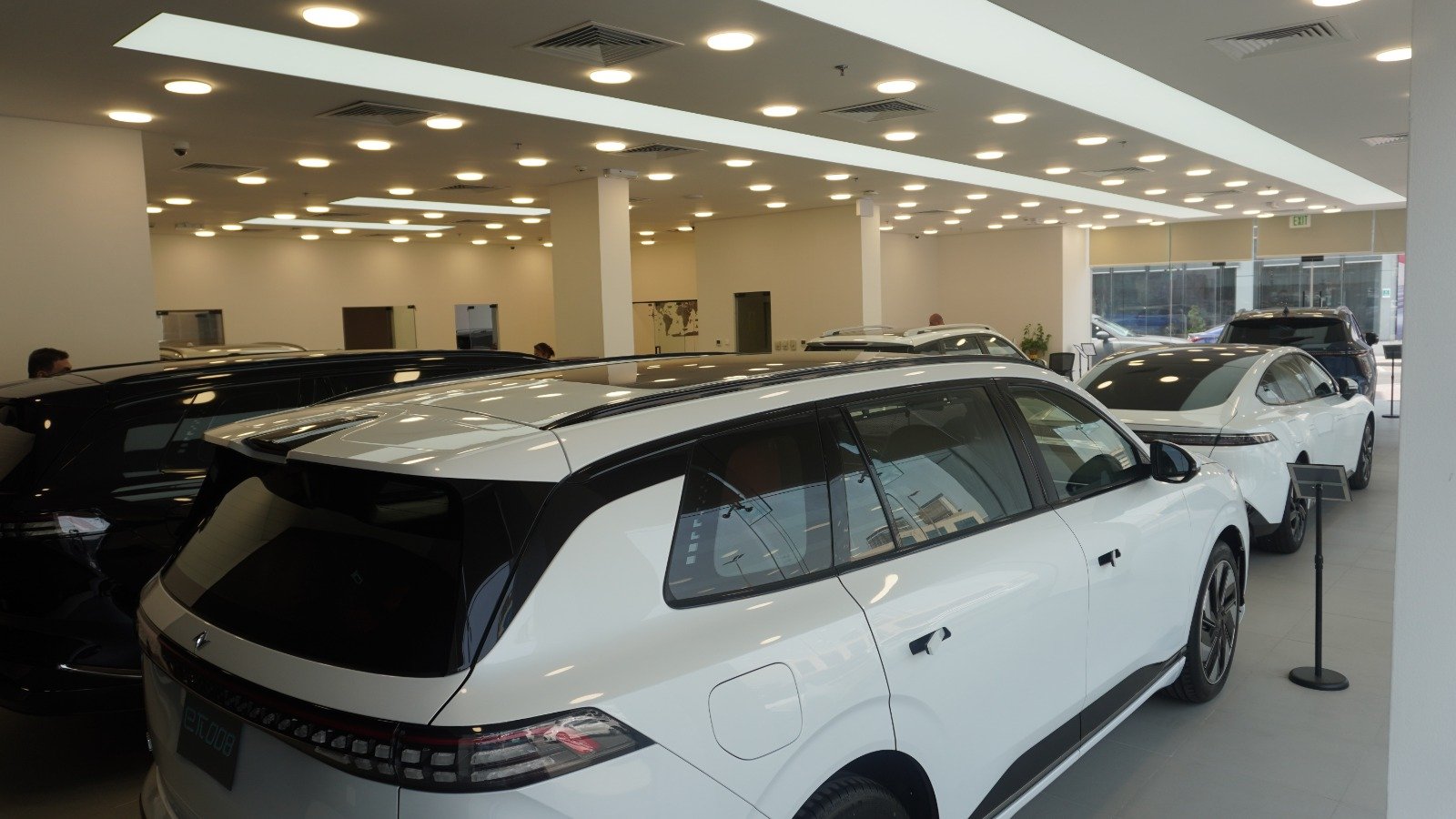 Arion car Dealer Dubai