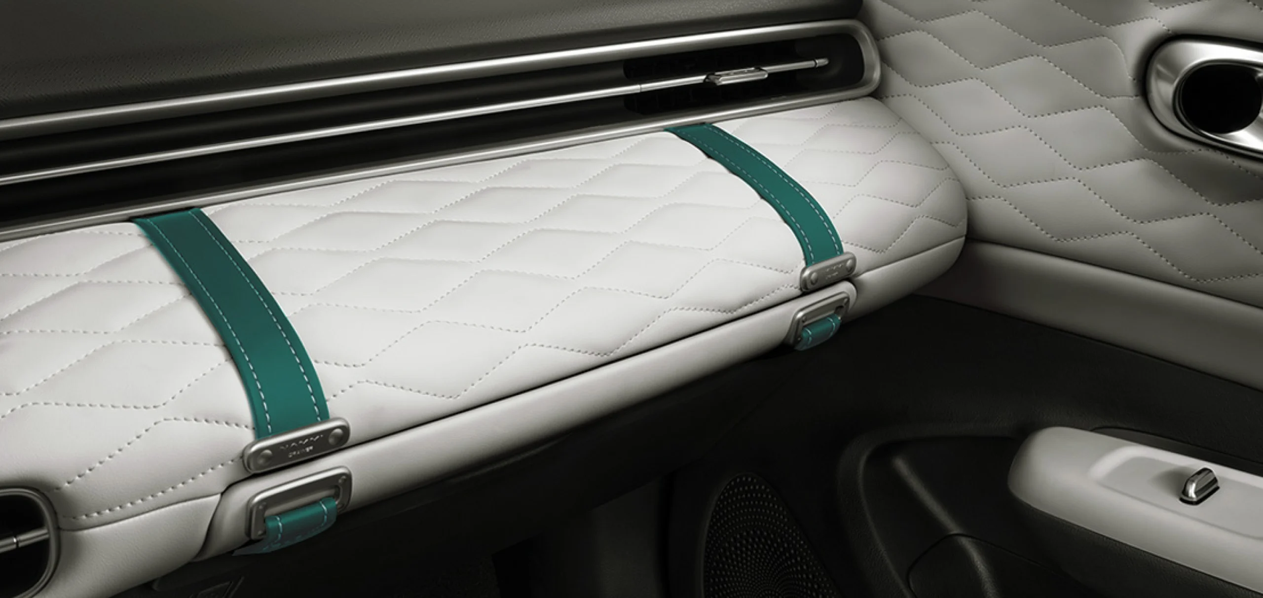 dimond pattern Nammi car