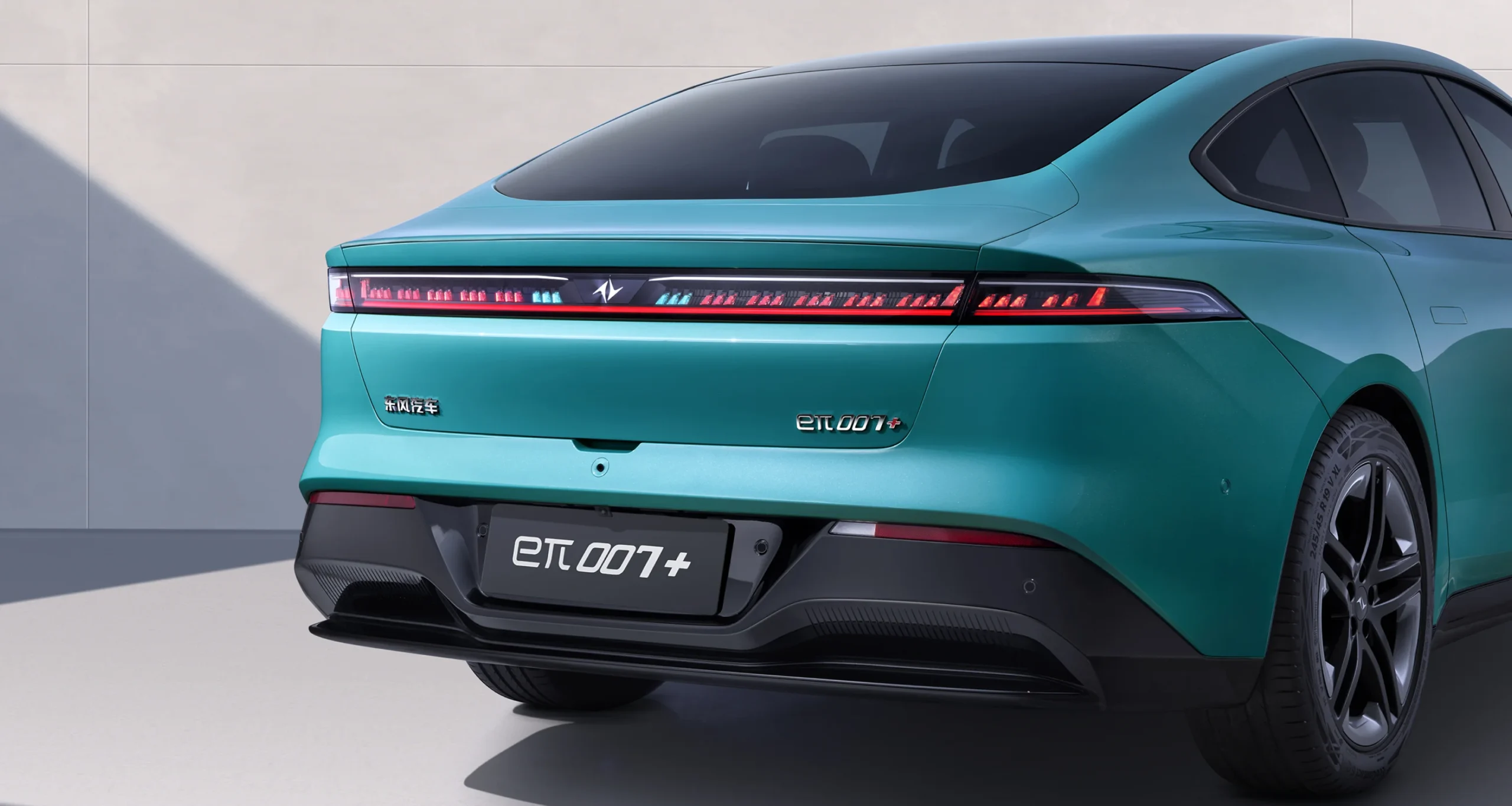 Dongfeng yipai 007+ car logo