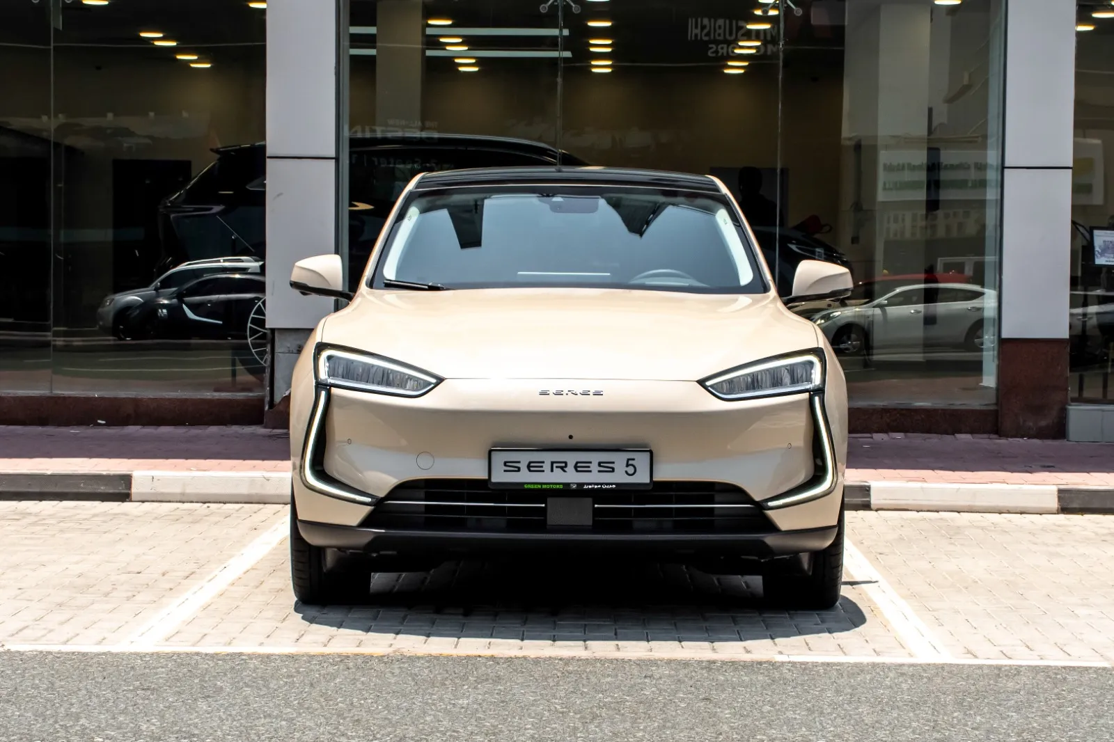Seres 5 SF front view