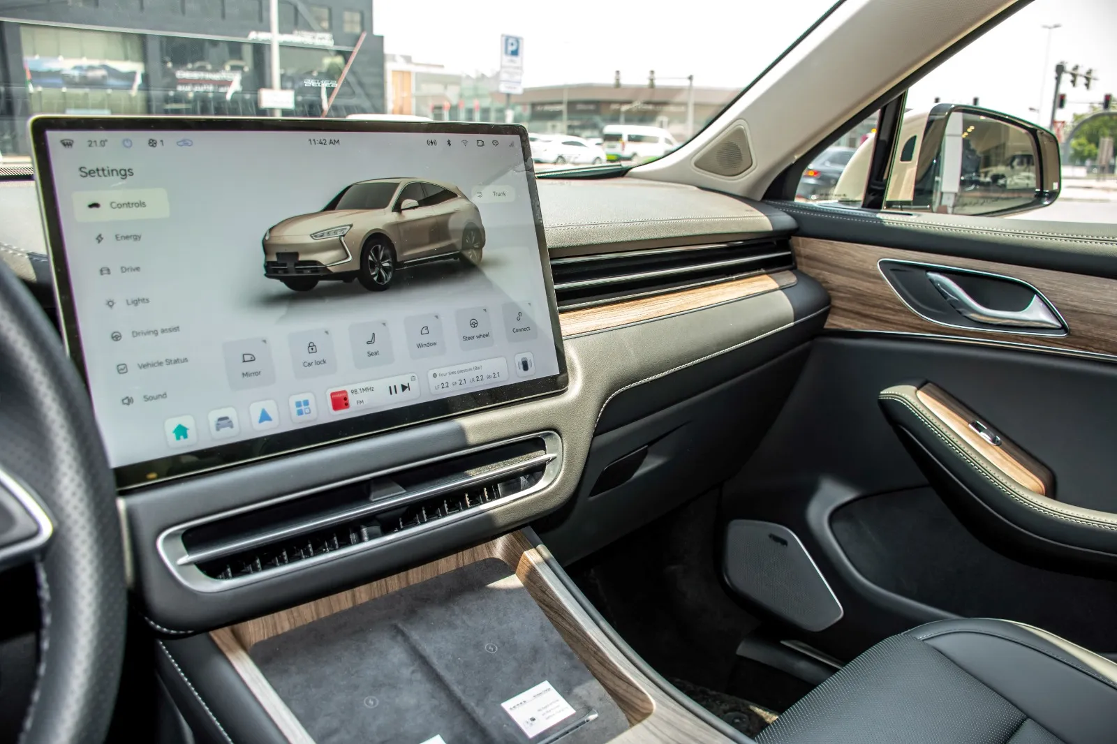 Seres 5 SF interior